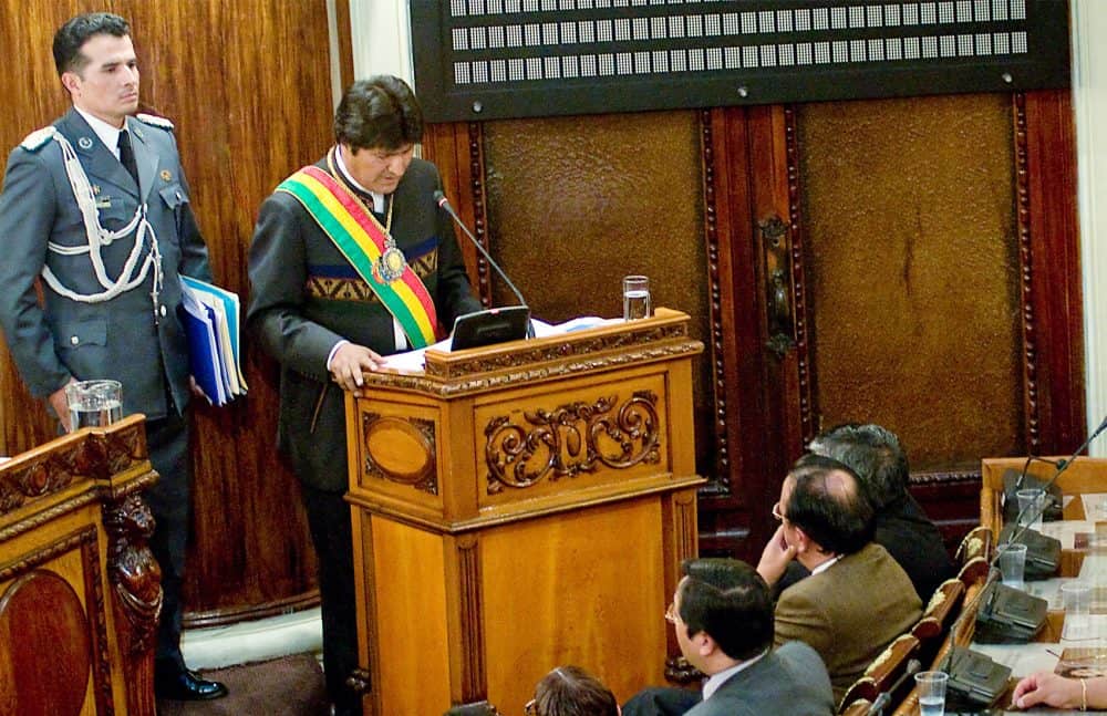 http://www.ticotimes.net/wp-content/uploads/2014/02/140211EvoMorales-1000x647.jpg