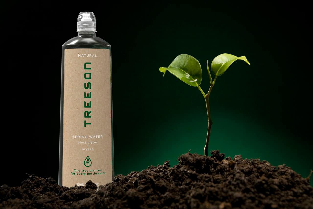 Ecofriendly bottled water company to sell Costa Rican spring water