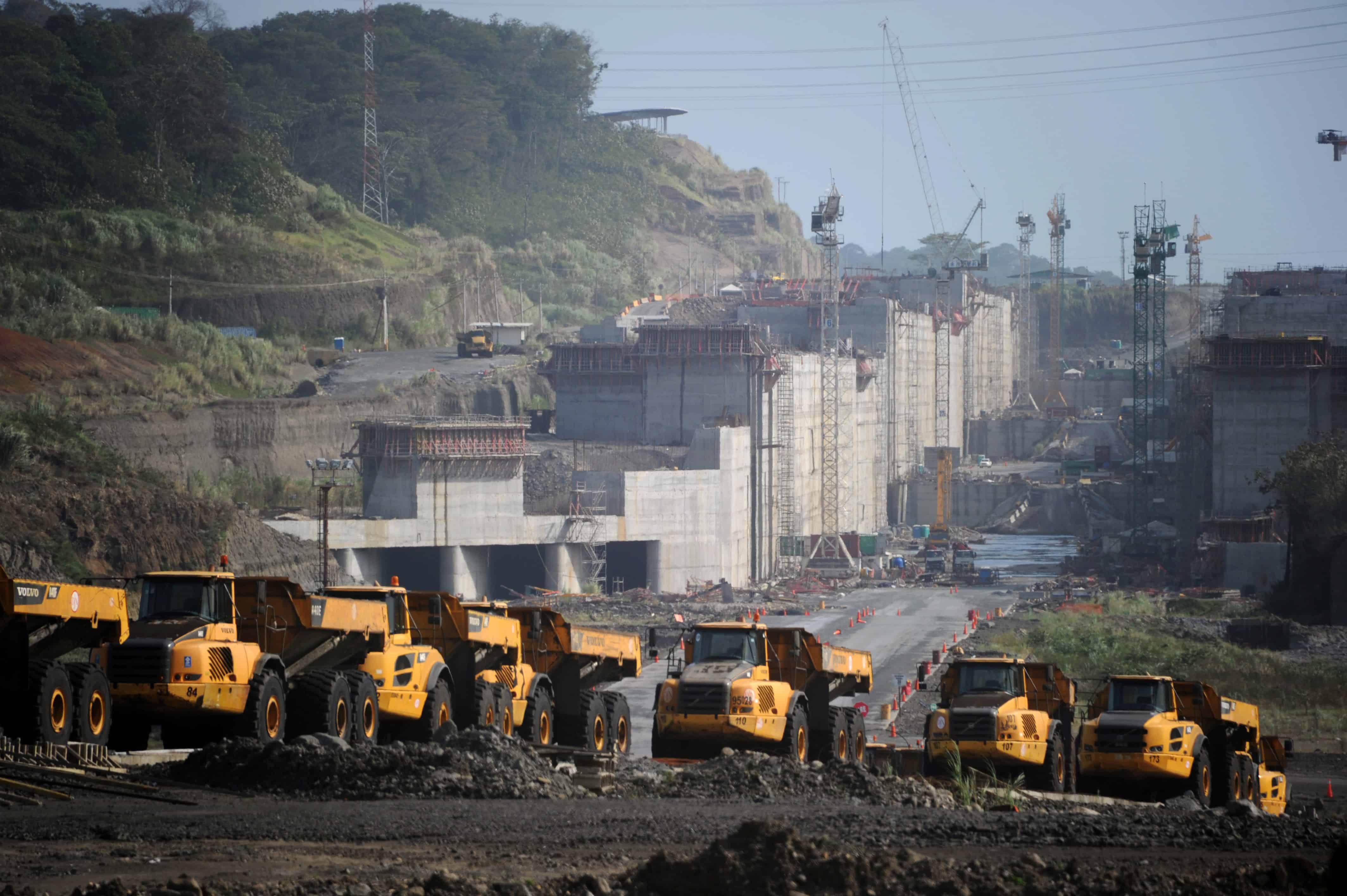 work to resume thursday on widening of panama canal the tico times