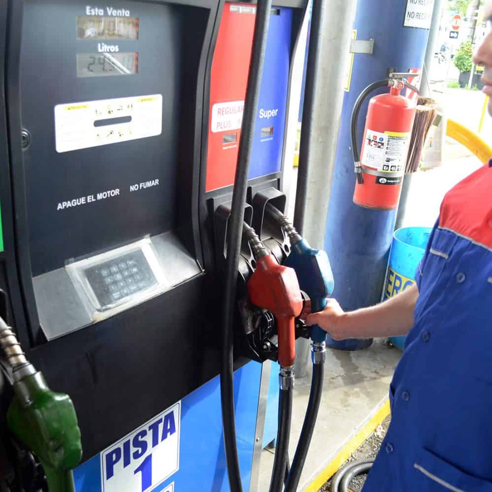 Costa Rica (still) has the most expensive gas prices in Central America