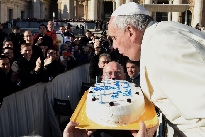OSSERVATORE ROMANO/HO