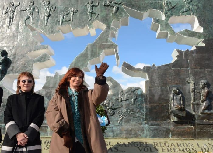 Argentina's President Cristina Fernández de Kirchner, right, and Tierra del Fuego's Governor Fabiana Ríos attend a ceremony to honor soldiers who died in the South Atlantic.