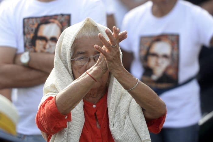 Thousands of Catholic faithful from various nationalities participate in the ceremony celebrating the beatification of martyr Archbishop Óscar Romero at Las Americas Square in San Salvador, on May 23, 2015.