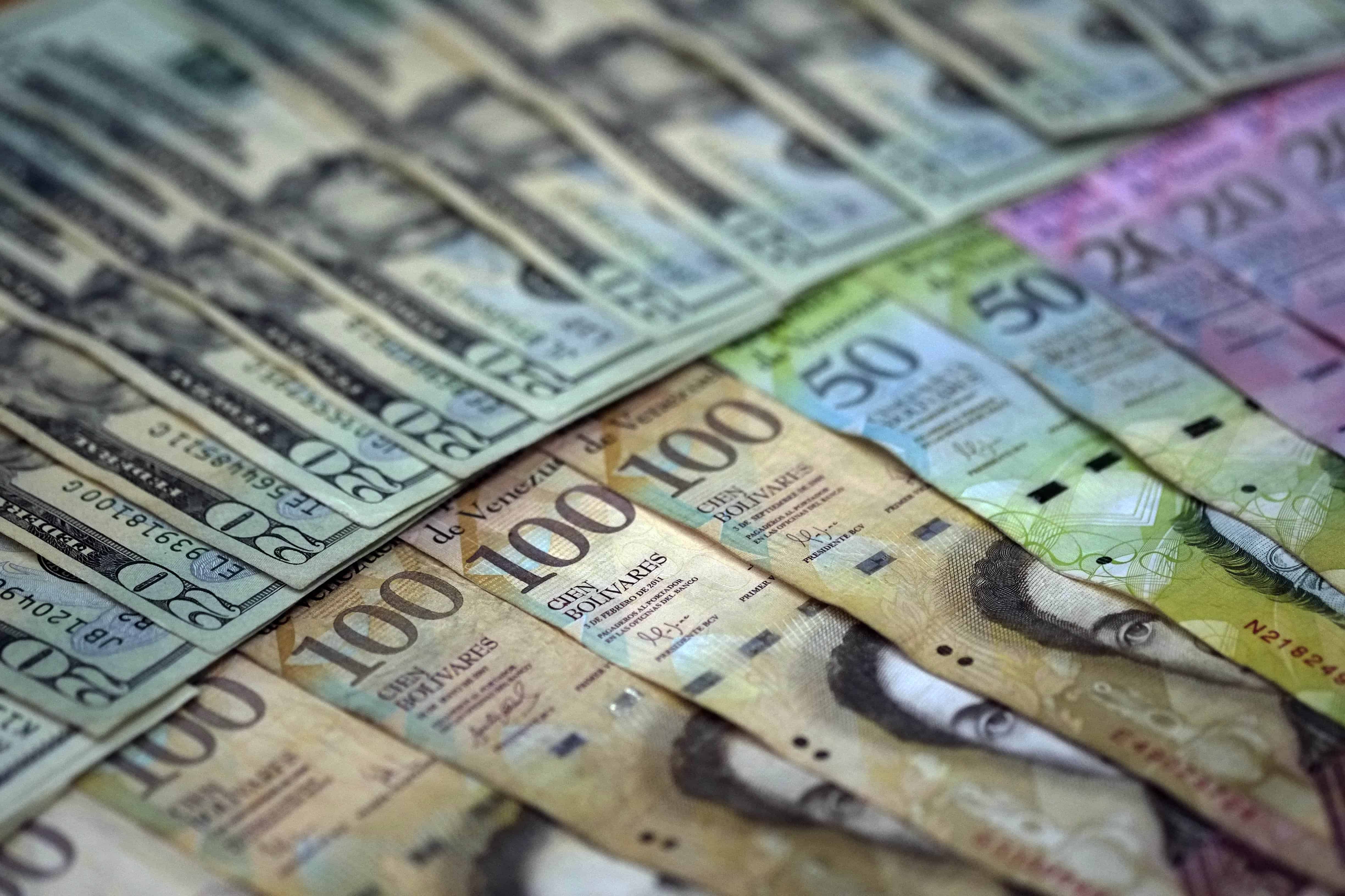 Venezuela S Currency Collapses 30 Percent On Black Market The Tico It Ears That Venezuelans Have Lost All Faith In The Bolivar
