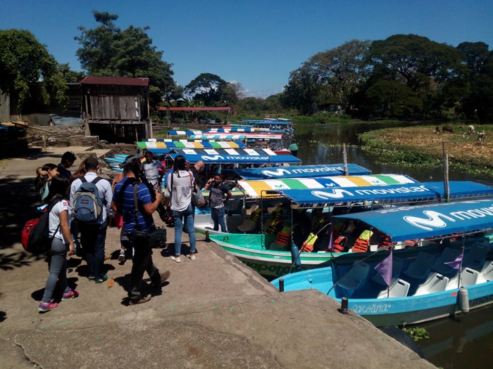 Boarding boats to the Islets of Granada.