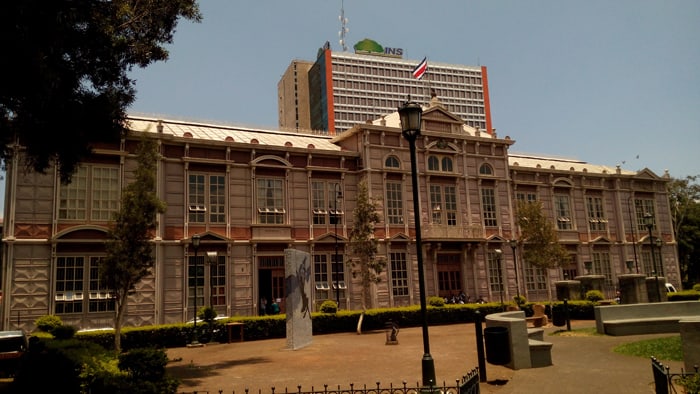The Metallic Building, a public school, was fabricated in Belgium, shipped to Costa Rica and assembled in place.