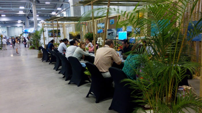 Vendors and buyers at Expotur.