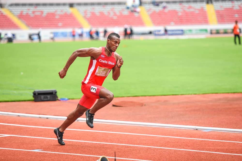 Costa Rica s Nery Brenes Qualifies For 200 meter Dash In Olympics With 