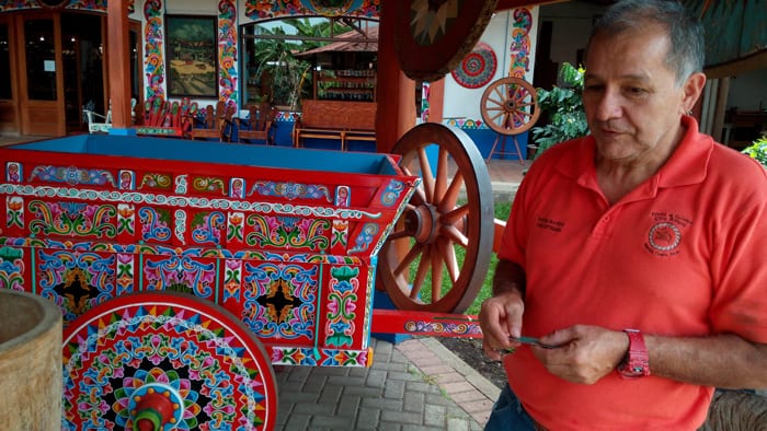 Eloy Alfaro painter and tour guide Enrique ("Henry") Villegas.
