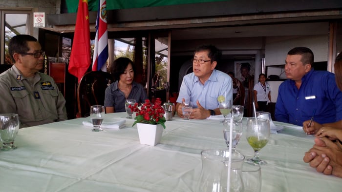Song Yanbin, China's ambassador to Costa Rica, meets with Quepos officials during a visit to La Mansion Inn in Manuel Antonio.