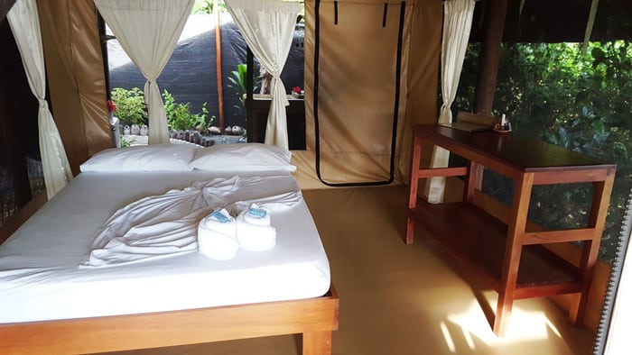 Bedroom at La Leona Lodge