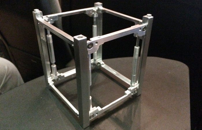 Irazú Project. Picosatellite frame. March 22, 2017.