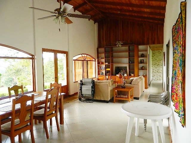 Arenal Real Estate