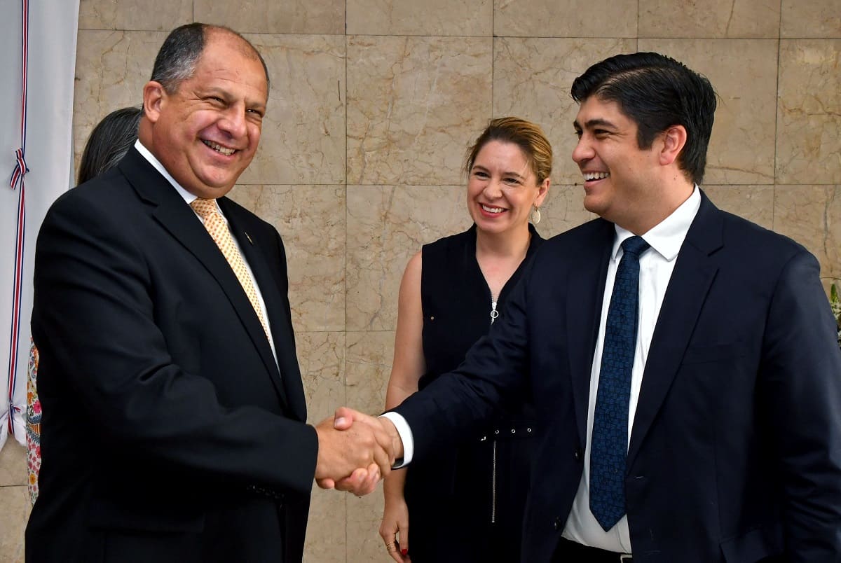 PHOTOS Presidentelect Carlos Alvarado visits Casa Presidencial The