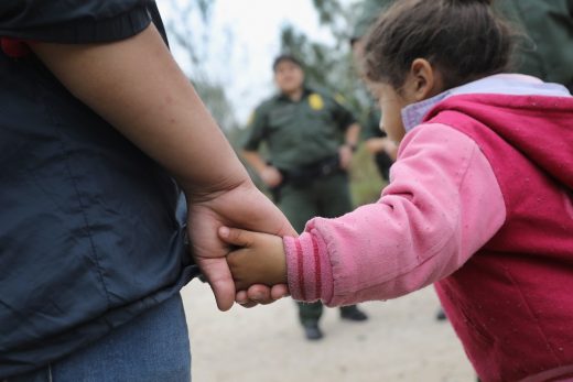 US lawmakers, First Lady criticize family separation at border