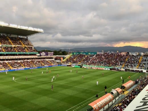 Attending the Apertura: Watching a first-division Costa Rican soccer match the right way