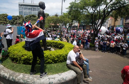 Costa Rican government and unions willing to start a dialogue to end the strike
