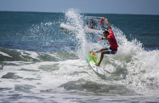 A washing machine ocean and a city of sin at the Essential Costa Rica Surf Pro 2018 in Jacó