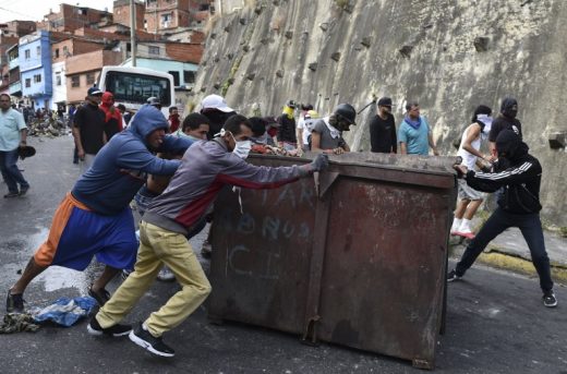Venezuela military group arrested after call to disavow Maduro