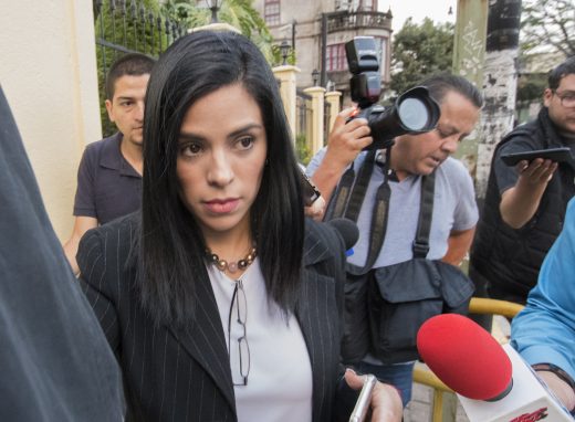 At Costa Rica’s request, Guaidó-appointed ambassador temporarily leaves embassy